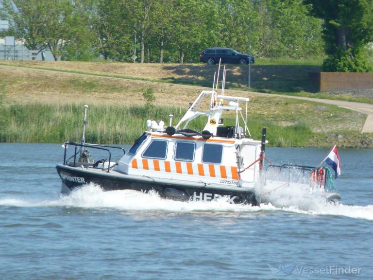 SPRINTER, Dredging or UW ops - Details and current position - ENI ...