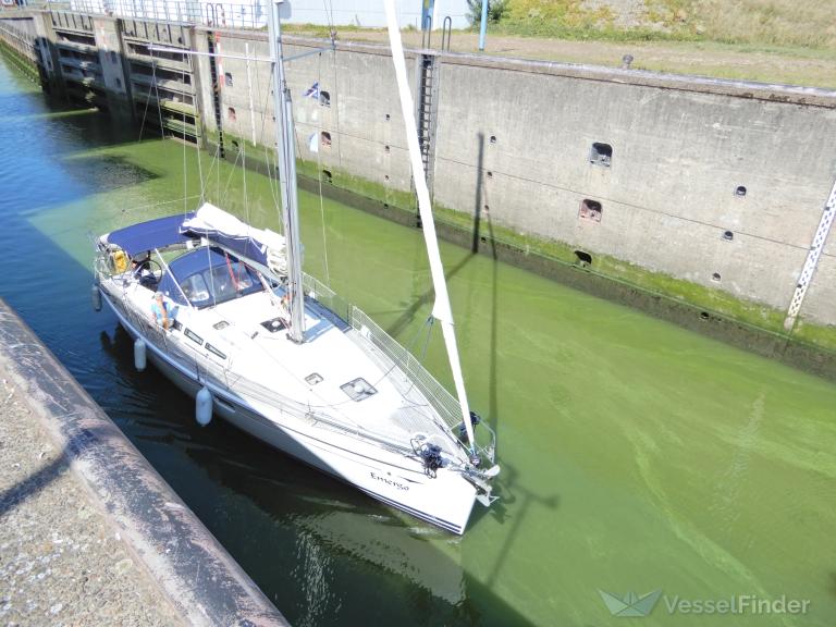 ship photo