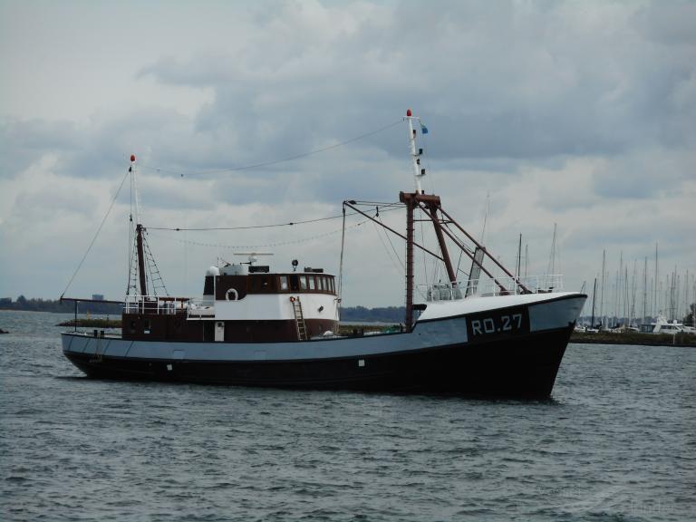 ship photo