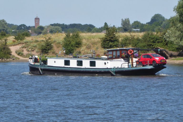 ship photo