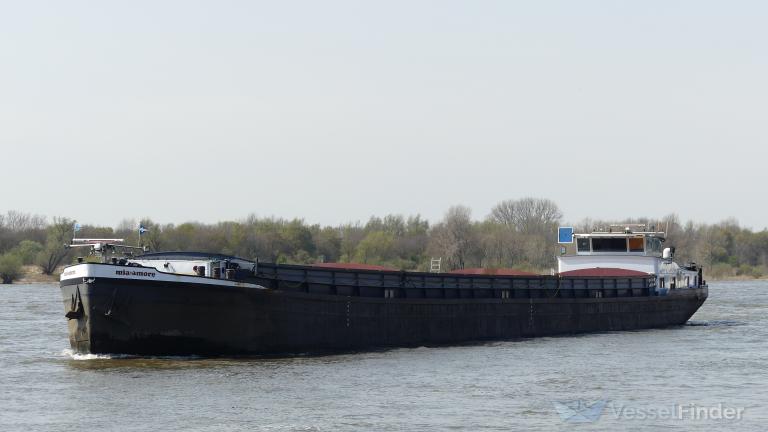 ship photo