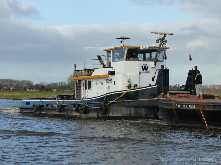 GEERTRUIDA VD WEES photo