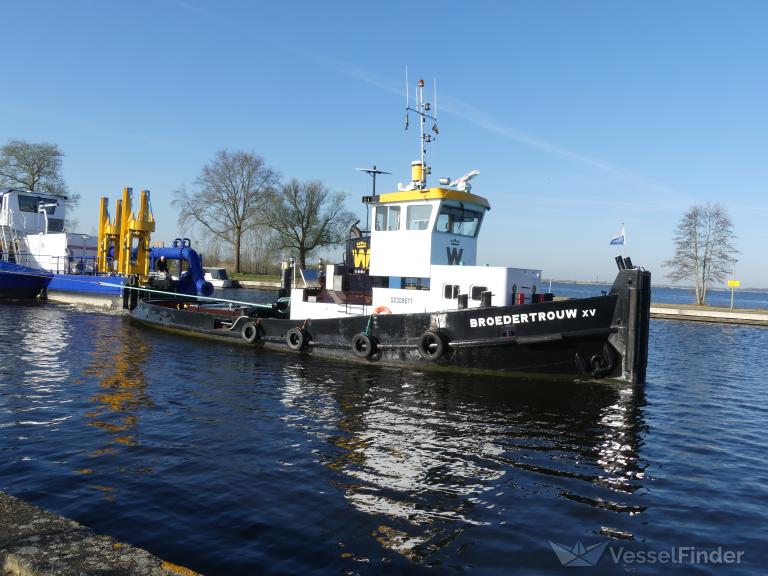 BROEDERTROUW XV photo