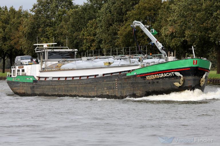 ship photo