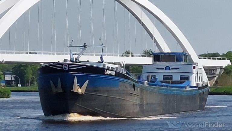 ship photo