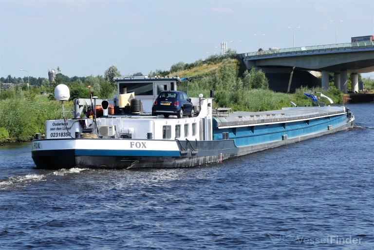 FOX, Cargo ship - Details and current position - MMSI 244660554 ...