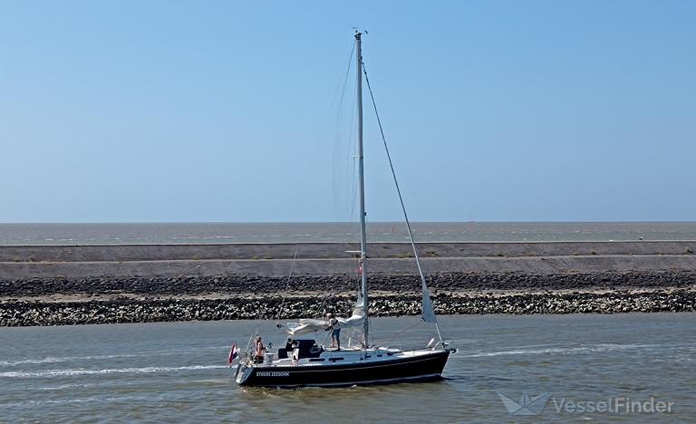 STOERE ZEEBONK photo
