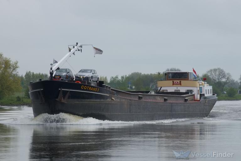 ship photo