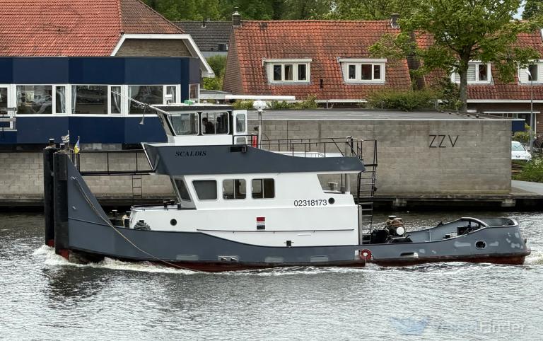 ship photo