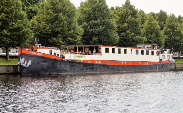ship photo