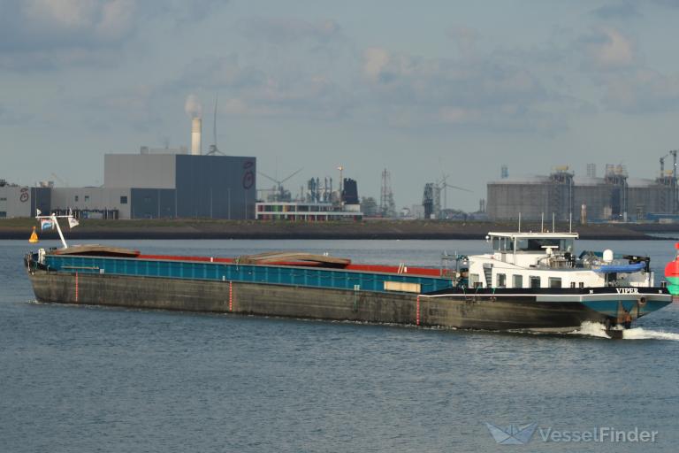 ship photo