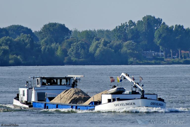 ship photo