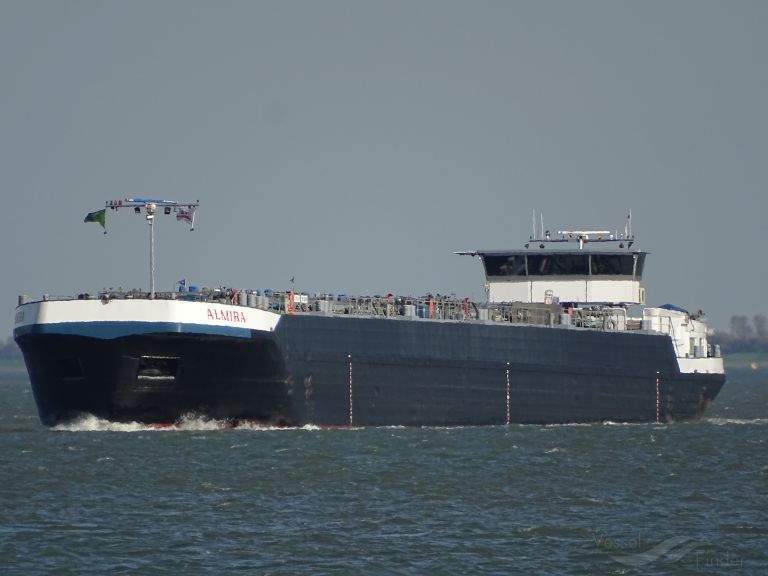 ship photo