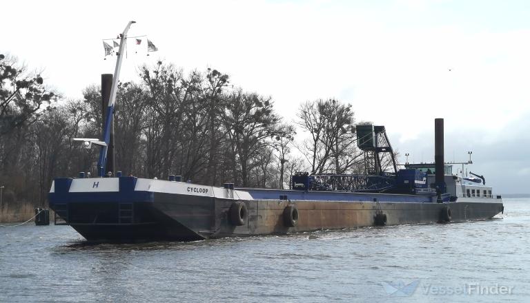 ship photo