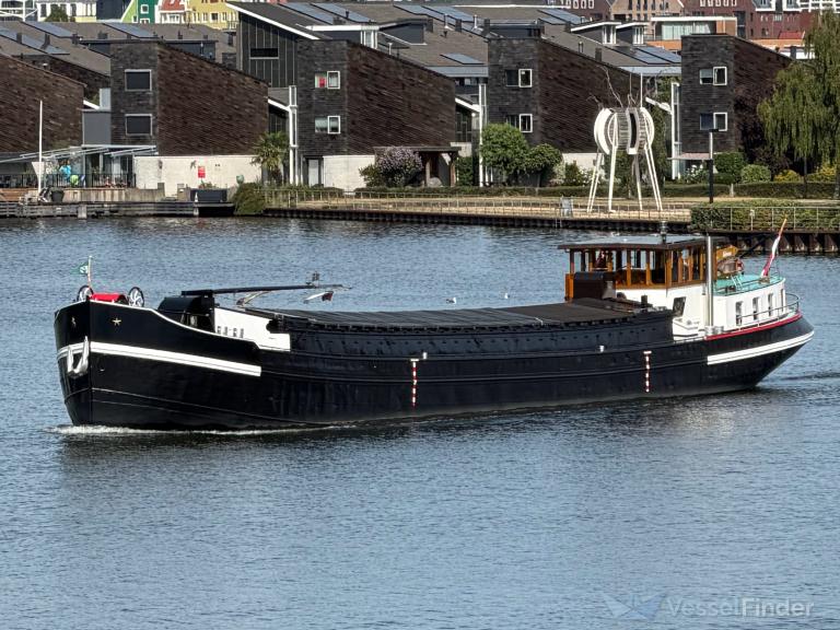 ship photo