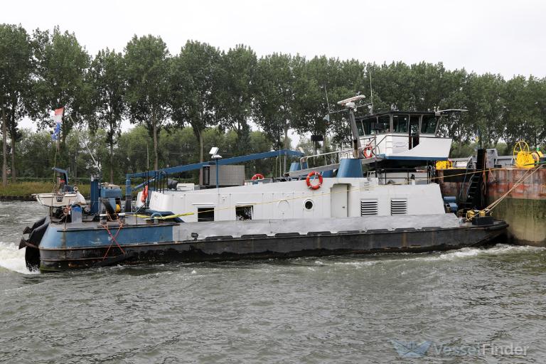 ship photo
