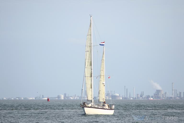ship photo