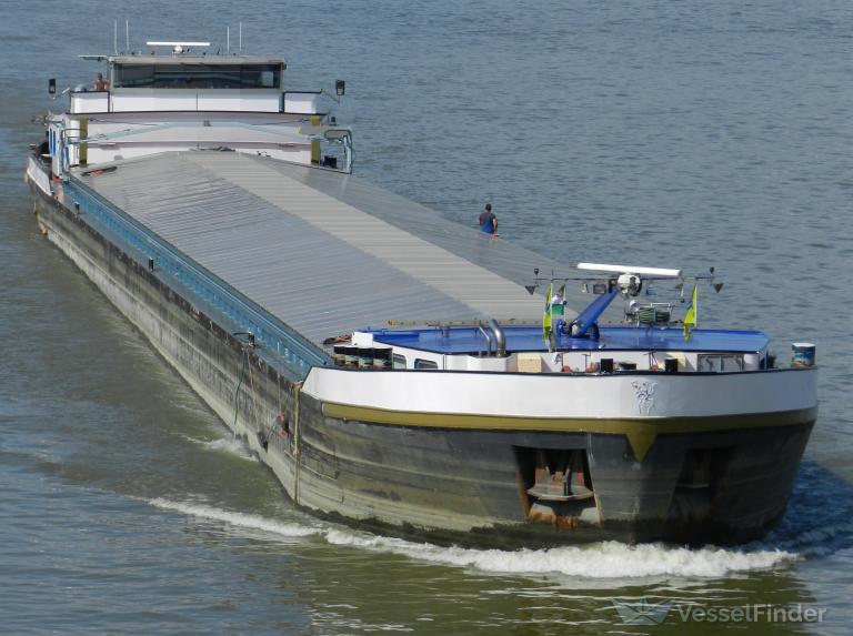 HENDRIKA, Cargo ship - Details and current position - MMSI 244690144 ...