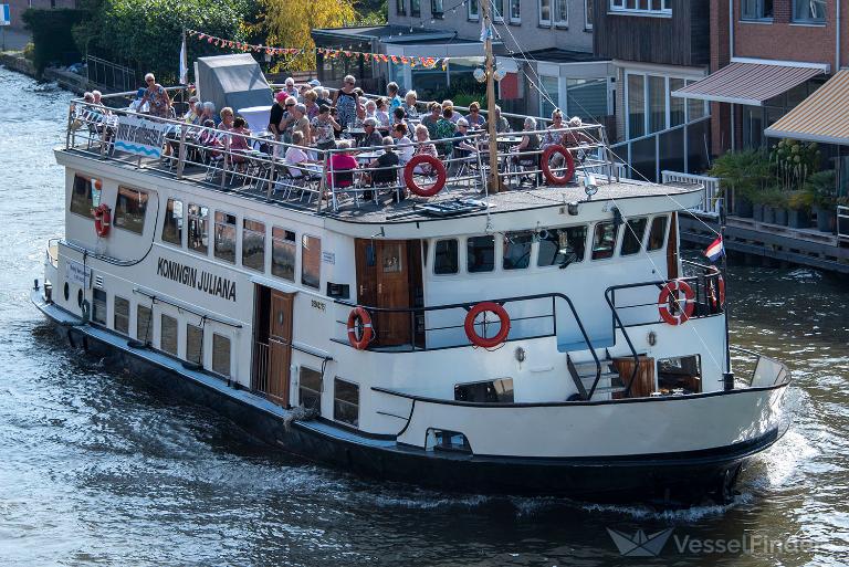 KONINGIN JULIANA photo