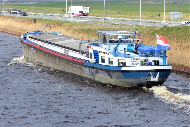 ship photo