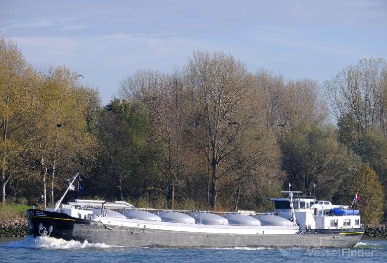 ship photo