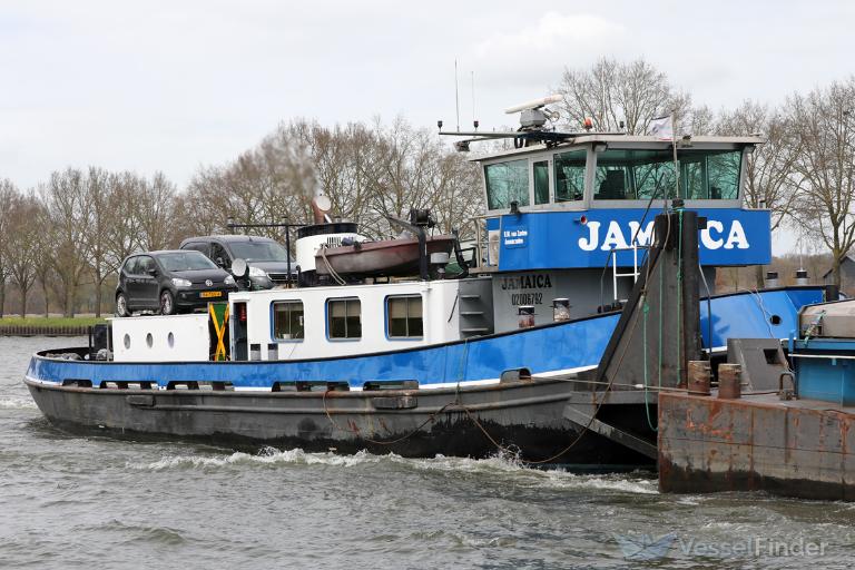 ship photo