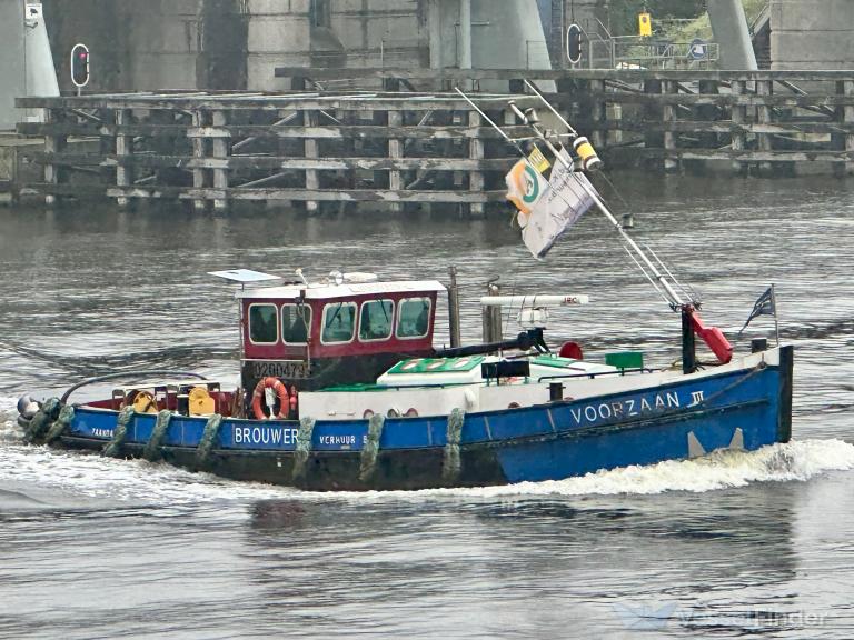 ship photo