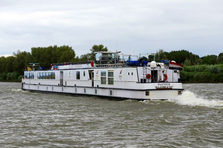 FLUVIUS, Passenger ship Details and current position MMSI 244700226