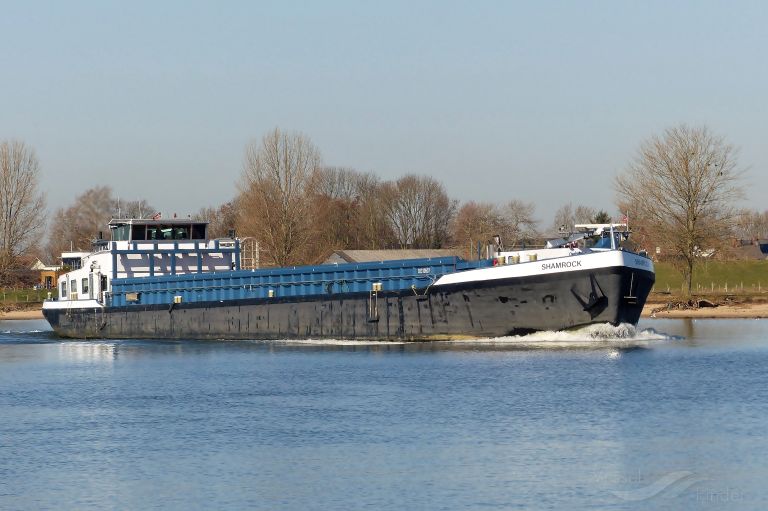 ship photo