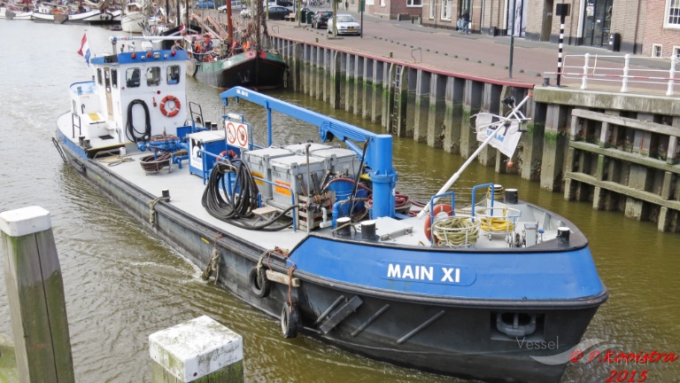 ship photo