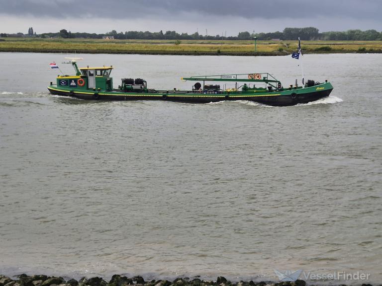 ship photo