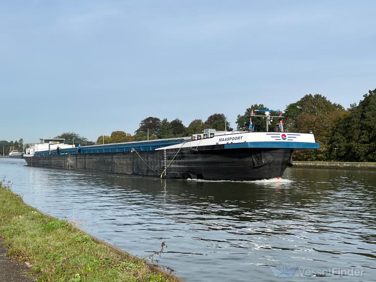 MAASPOORT photo