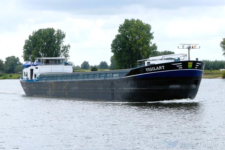 ship photo