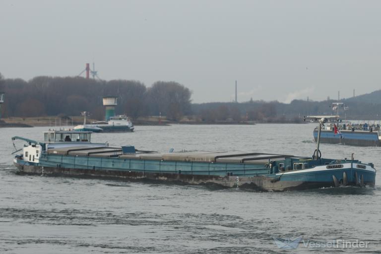 PASSAGE photo