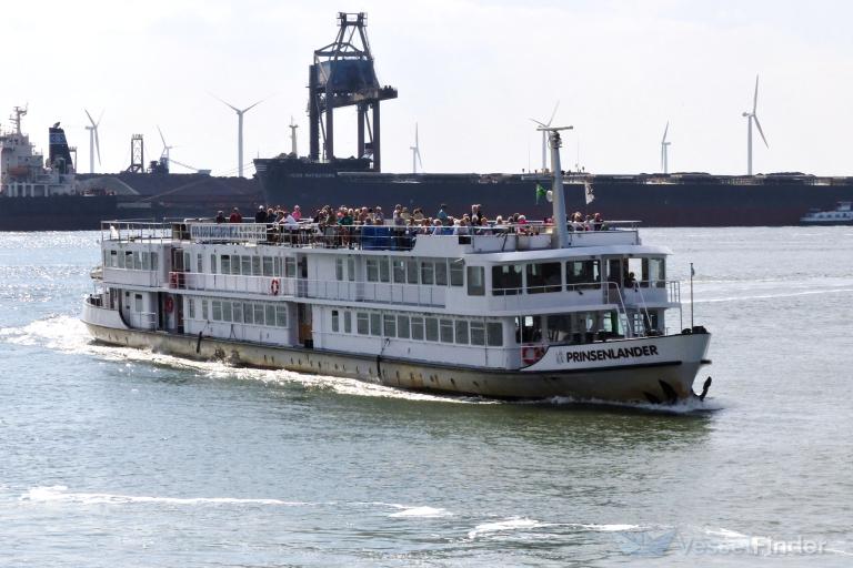 ship photo