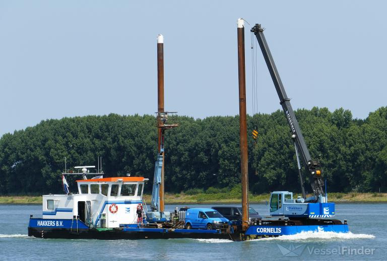 ship photo