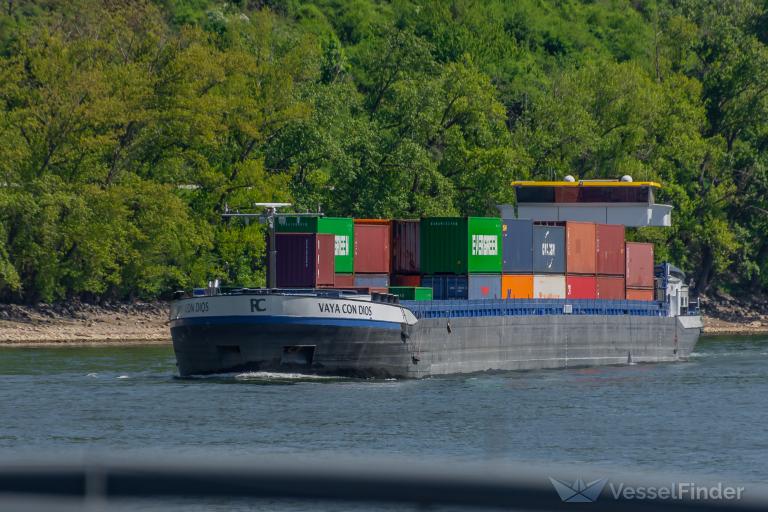 ship photo