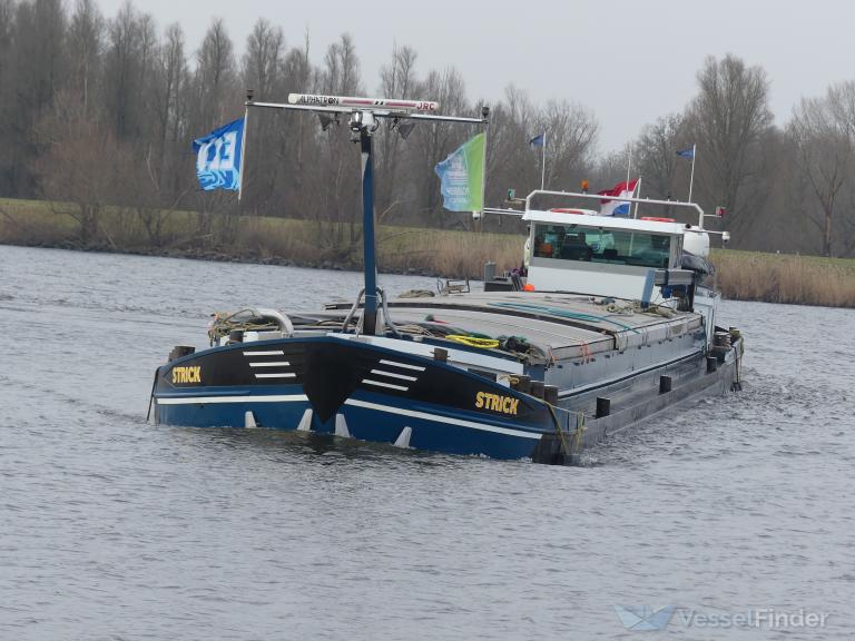 ship photo