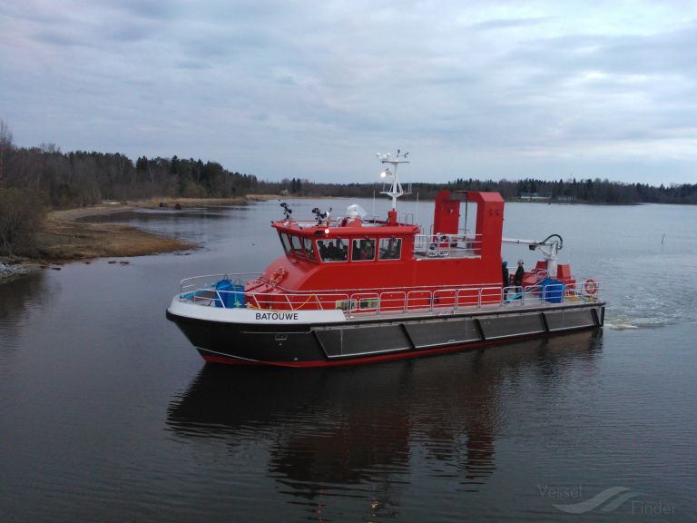 ship photo