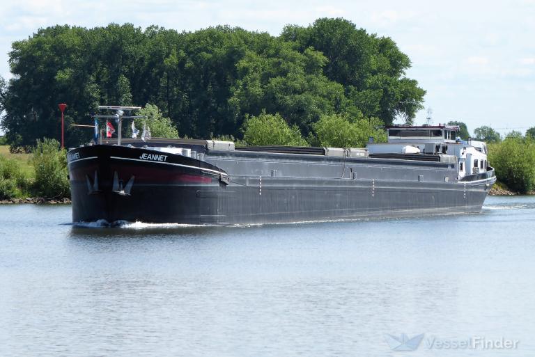 ship photo