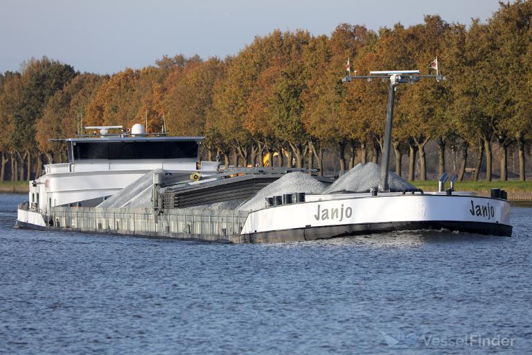 ship photo