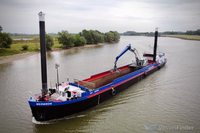 ship photo