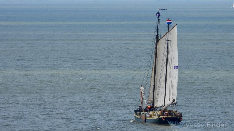 ship photo