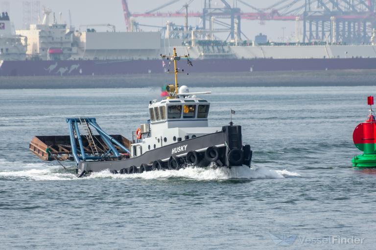 ship photo