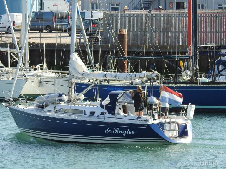 DE RUYTER photo