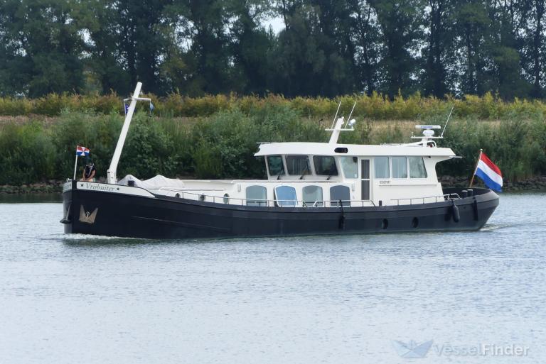 VRIJBUITER photo