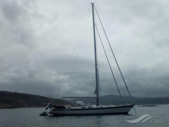 BONNEFOOI, Sailing vessel Details and current position MMSI