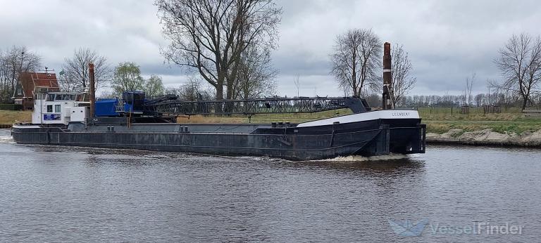 ship photo