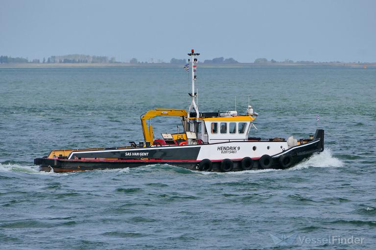 HENDRIK9