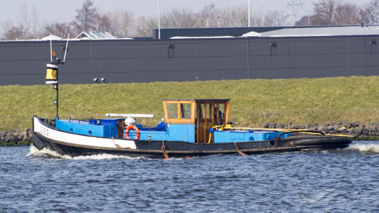 ship photo